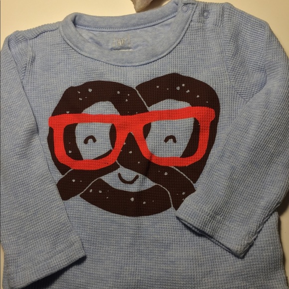 Baby GAP 12-18 months pretzel blue shirt - Picture 2 of 2